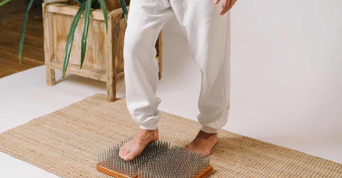 découvrez les bienfaits de l'acupression avec notre tapis d'acupression. détendez-vous, soulagez les tensions et améliorez votre circulation sanguine tout en profitant d'un moment de bien-être à domicile.