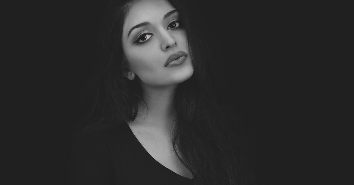découvrez un univers de glamour à travers les dernières tendances de la mode, de la beauté et du style de vie. plongez dans un monde étincelant où l'élégance et le raffinement se rencontrent pour sublimer votre quotidien.
