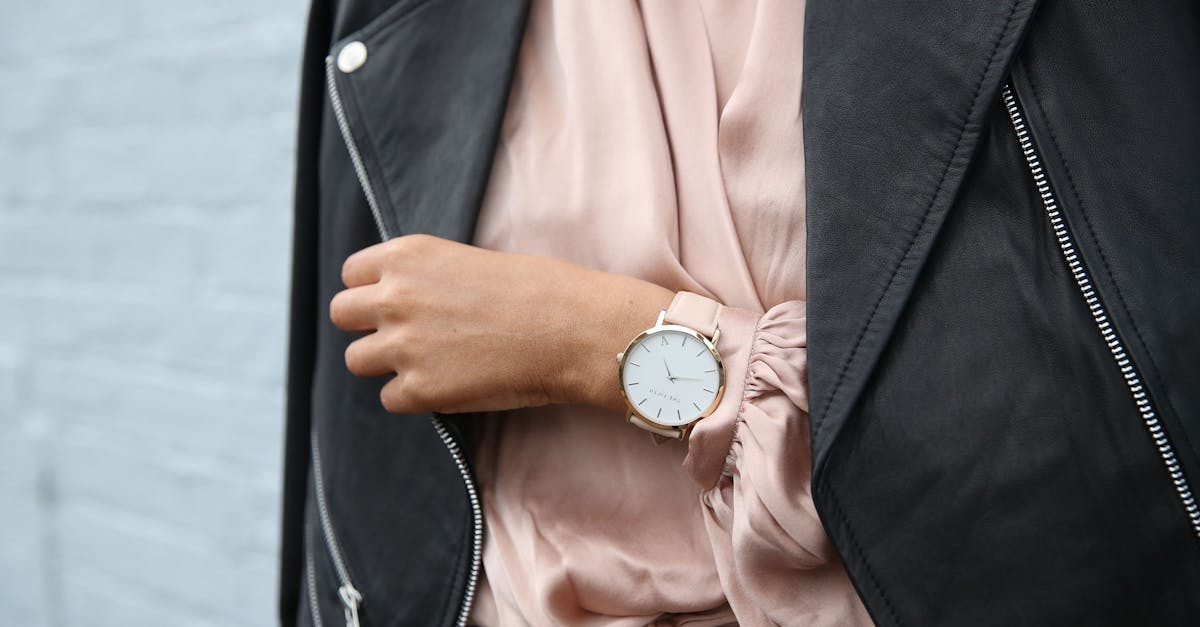découvrez les dernières tendances de la mode : styles incontournables, couleurs populaires et conseils pour rester à la pointe cette saison.