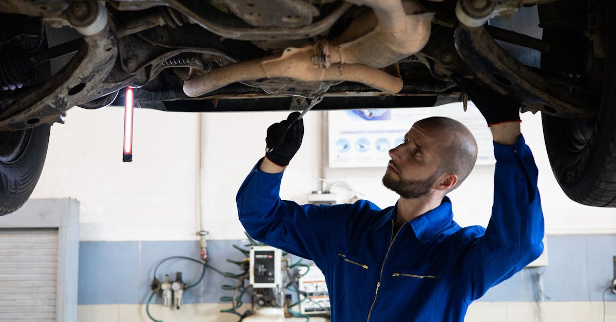découvrez nos conseils et astuces pour l’entretien de votre véhicule : guide complet sur la maintenance auto, prévention des pannes et durabilité pour rouler en toute sécurité.